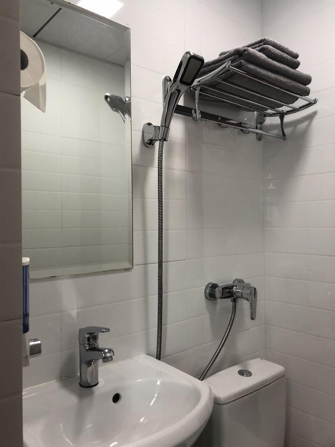 Hang Fung Hostel Hong Kong Ngoại thất bức ảnh